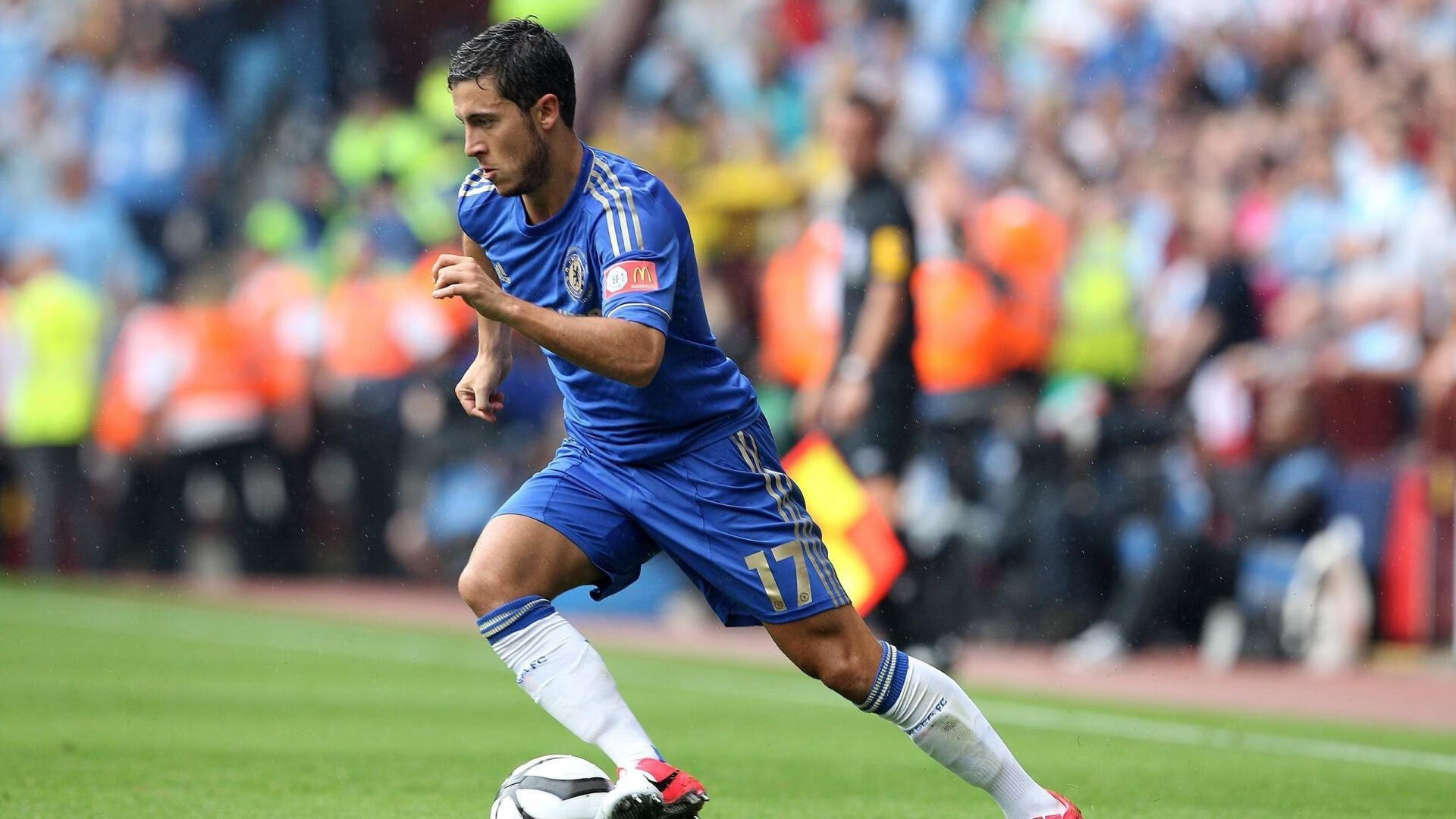 爱游戏官方-“法甲悬念升腾，豪门争霸进入最后阶段”，法甲新豪门